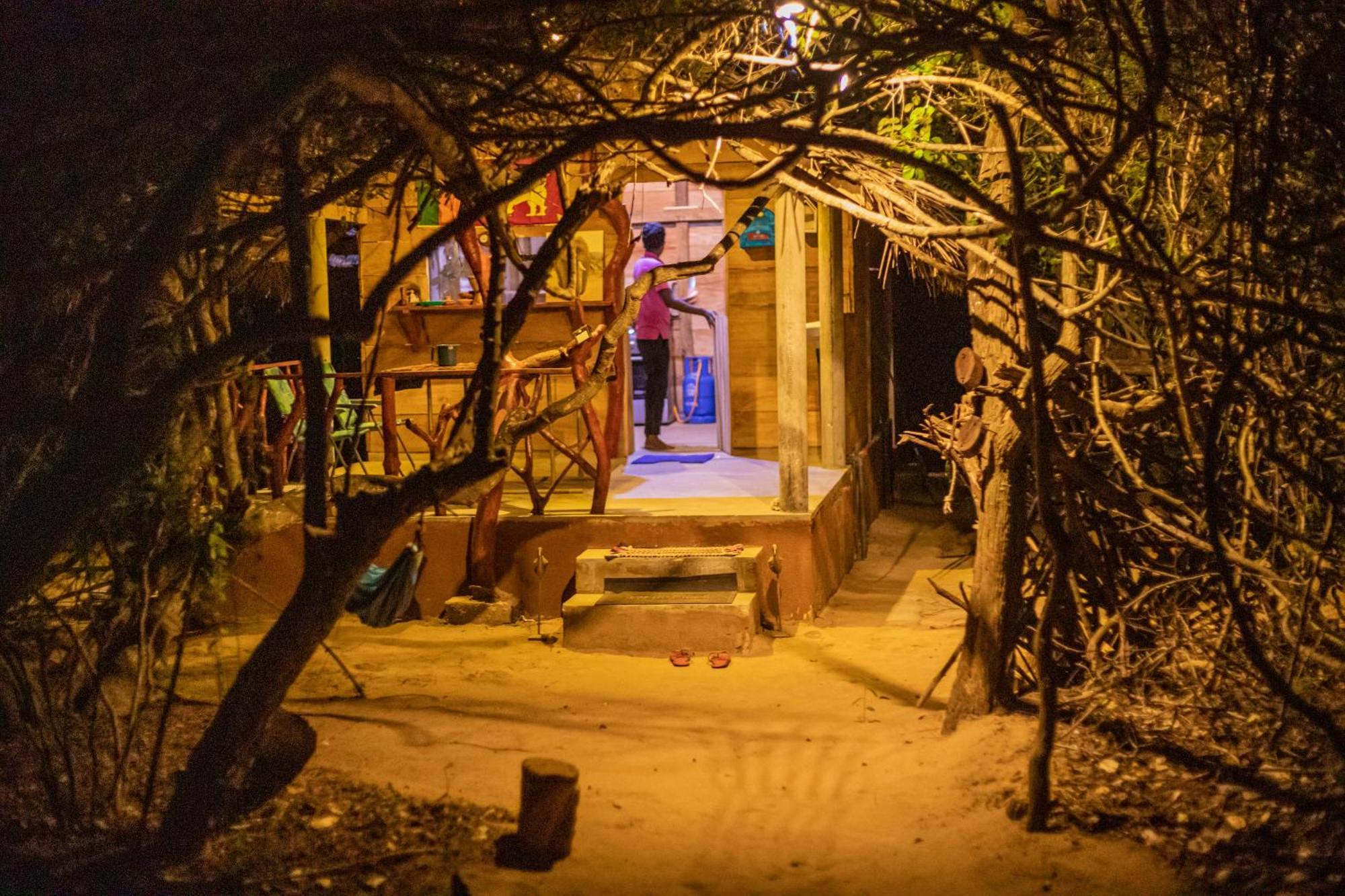Yala Podi Hoona Bush Camp Ξενοδοχείο Εξωτερικό φωτογραφία